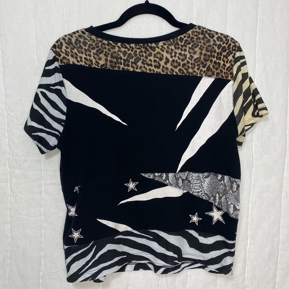 Alice + Olivia Kiss Patchwork Graphic Tee - Picture 12 of 14